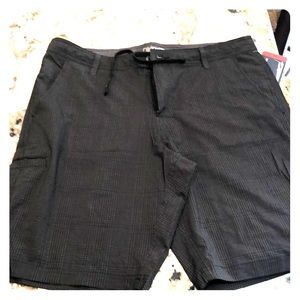 Men’s hounds tooth shorts